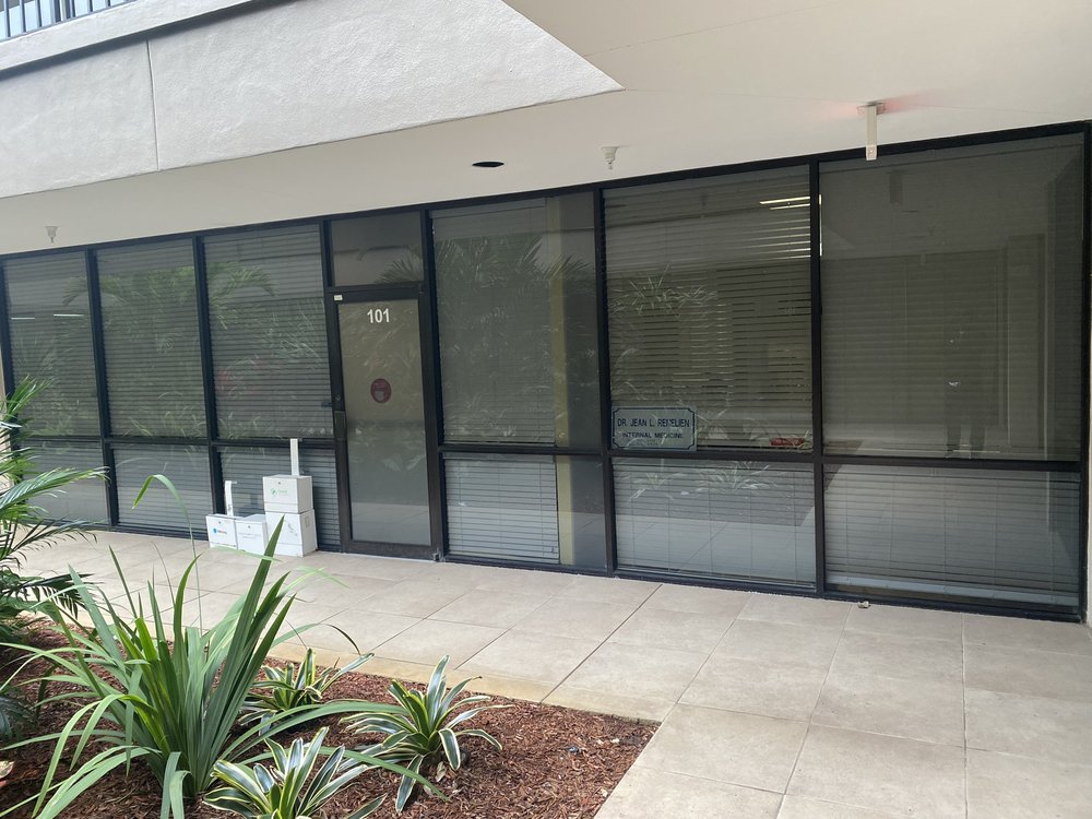 Slide of Prestige Roofwindoors