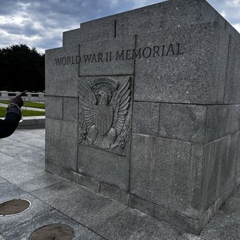 World War II Memorial - Inside - Landmarks & Historical Buildings Near Me - Washington, DC, District of Columbia World War II Memorial - Inside - Landmarks & Historical Buildings Near Me - Washington, DC, District of Columbia