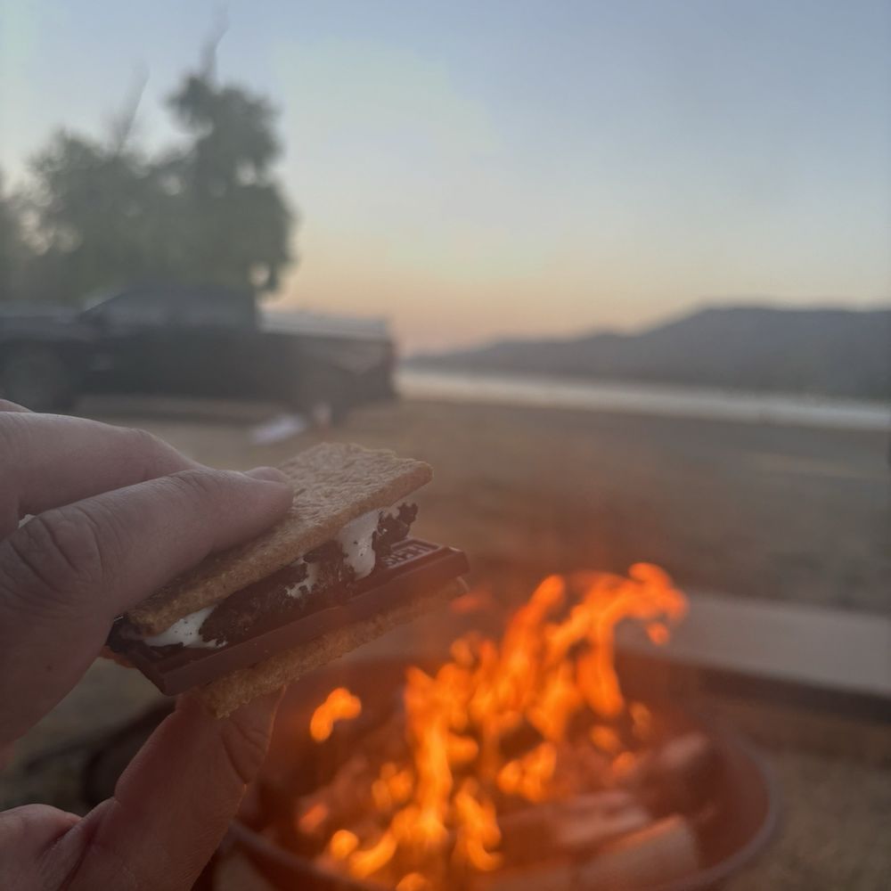 Roadrunner RV Park - Beautiful views - RV Parks Near Me - Lake Elsinore, California Roadrunner RV Park - Beautiful views - RV Parks Near Me - Lake Elsinore, California