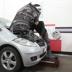 Saint’s Auto Care
