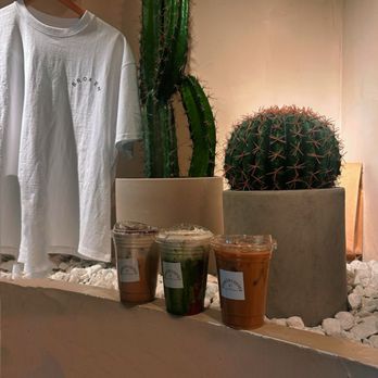 Broken Coffee - Spring Mountain - cream top latte, strawberry matcha, hazelnut oat latte - Coffee & Tea Near Me - Las Vegas, Nevada