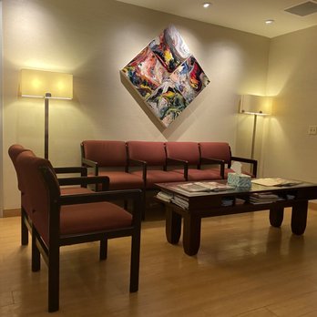 Robert Reisch, MD - Surgeons Near Me - Los Angeles, California Robert Reisch, MD - Surgeons Near Me - Los Angeles, California