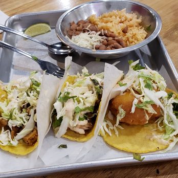 Tight Tacos Kaimuki - Chicken tacos plate - Tacos Near Me - Honolulu, Hawaii Tight Tacos Kaimuki - Chicken tacos plate - Tacos Near Me - Honolulu, Hawaii