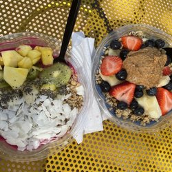 Liv’s Juice & Acai Bar - Pitaya Pink Dragon Fruit Bowl, Blue Majik Bowl