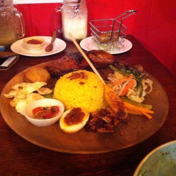 Yuni's Kitchen - Nasi campur ayam - Indonesian Near Me - Northcote, VIC