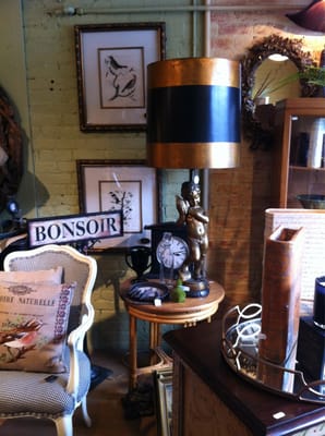 Savvy Chic Trends & Parisienne Boutique by null