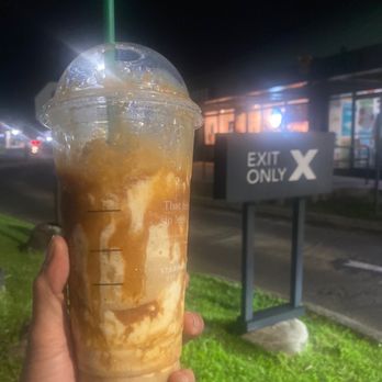 Starbucks - Venti Caramel Ribbon Crunch and we asked for xtra caramel/whip and crunch, delivered!!! - Coffee & Tea Near Me - Kaneohe, Hawaii Starbucks - Venti Caramel Ribbon Crunch and we asked for xtra caramel/whip and crunch, delivered!!! - Coffee & Tea Near Me - Kaneohe, Hawaii