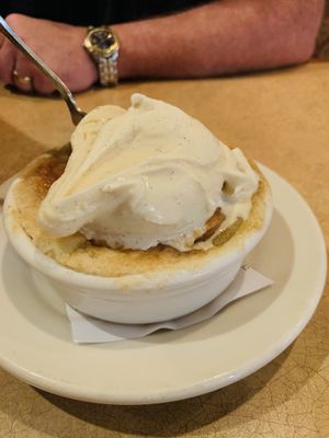 De La Torre's Trattoria by null