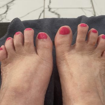 Queens Nails & Lashes - I have split nails shot short nails. They were bad. This is amazing - Nail Salons Near Me - Winnsboro, Texas Queens Nails & Lashes - I have split nails shot short nails. They were bad. This is amazing - Nail Salons Near Me - Winnsboro, Texas