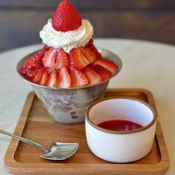 Dento Piano Cafe and Bar - strawberry bingsu/shaved ice (06/2025)