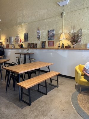 Manna Bakery by null