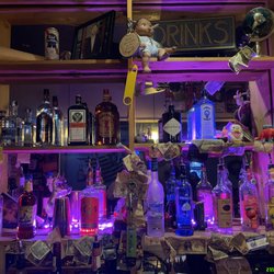 Sam's Lounge