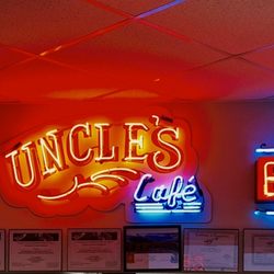 Uncle's Convenience Store