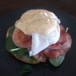 Woods St. Cafe - Benedict