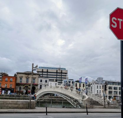Ha'penny Bridge by null