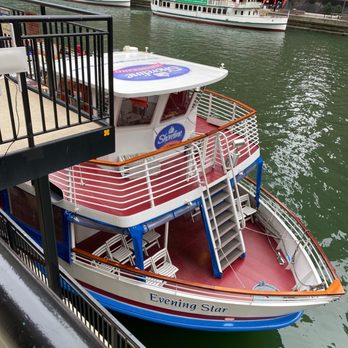 Shoreline Sightseeing - Boat - Architectural Tours Near Me - Chicago, Illinois