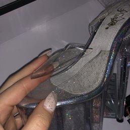 The broken shoe