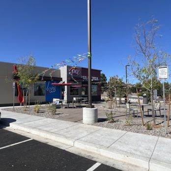 Dairy Queen Grill & Chill - 10/15/24 Exterior, entrance and outdoor seating - Ice Cream & Frozen Yogurt Near Me - Reno, Nevada