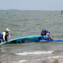Eskape Sea Kayaking - Learning T-rescue in the shallows.