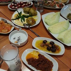 Güverte Restaurant - Mezeler yıkılıyor