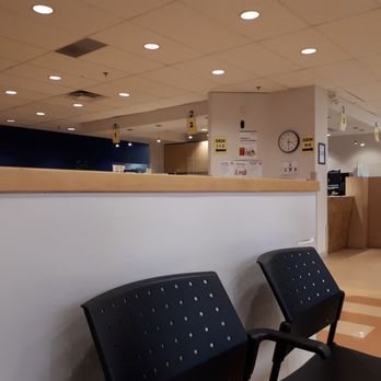 LifeLabs - Waiting area - Medical Centers Near Me - Burnaby, British Columbia