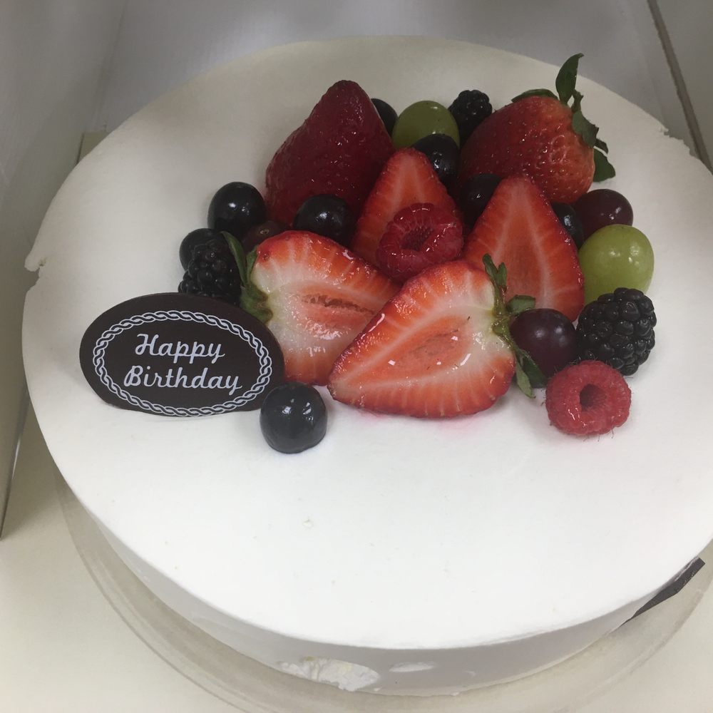 Tous Les Jours - Cloud cake-beautiful and delicious - Bakeries Near Me - Seattle, Washington Tous Les Jours - Cloud cake-beautiful and delicious - Bakeries Near Me - Seattle, Washington
