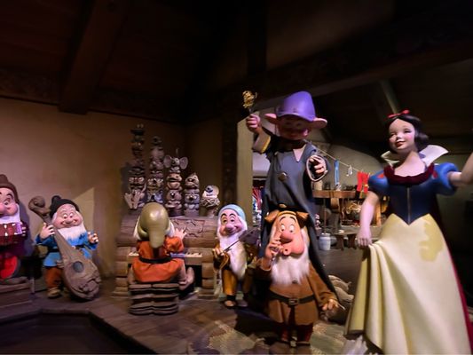Snow White's Enchanted Wish by null