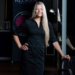 Hair Company & Spa - 21 Years of Dedication, Passion & Excellence!
Today, we're celebrating an incredible 21 years of Robin!