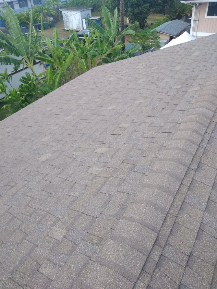 Slide of J&E ROOFING