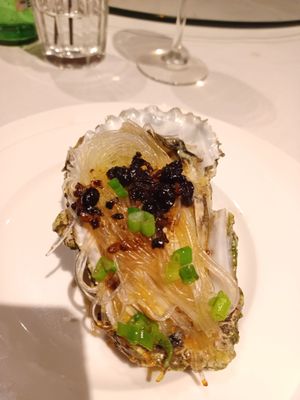 Hong Hua Fine Chinese Dining by null