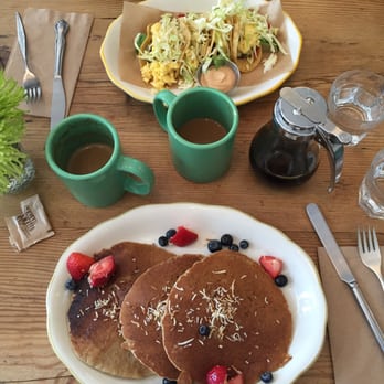 Kitchen Mouse Cafe - Breakfast tacos and pancakes - Vegan Near Me - Los Angeles, California