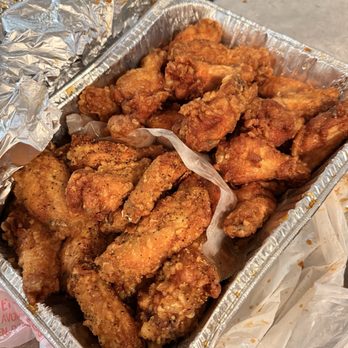 Running Chicks - Monterey Park - Lemon Pepper & Soy Garlic : 50 wings - Chicken Wings Near Me - Monterey Park, California Running Chicks - Monterey Park - Lemon Pepper & Soy Garlic : 50 wings - Chicken Wings Near Me - Monterey Park, California