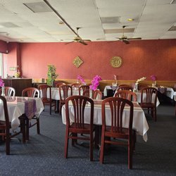Pilin Thai - Seating area