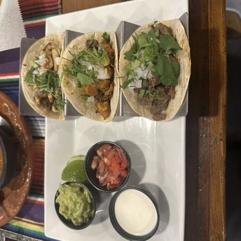 Guacatacos - Mexican Cantina - Quataco - Mexican Near Me - Weston, Florida