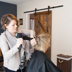 Among Friends Salon