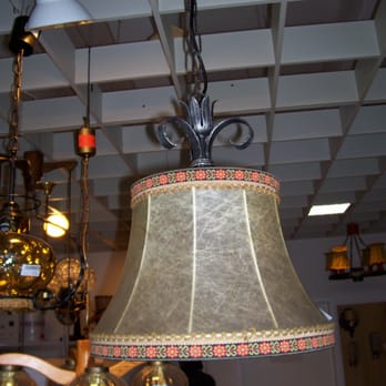 Weißer Rabe Gruppe - Used, Vintage & Consignment Near Me - Munich, BY