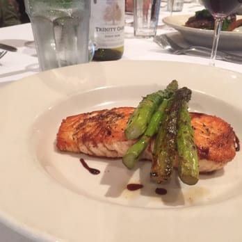 Lucca - Salmon - Italian Near Me - Des Moines, Iowa Lucca - Salmon - Italian Near Me - Des Moines, Iowa