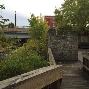 Falls River Square - Parks Near Me - Cuyahoga Falls, Ohio