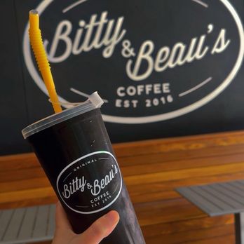 Bitty & Beau’s Coffee - Mango Smoothie in a Reusable Cup - Coffee & Tea Near Me - Winston-Salem, North Carolina Bitty & Beau’s Coffee - Mango Smoothie in a Reusable Cup - Coffee & Tea Near Me - Winston-Salem, North Carolina