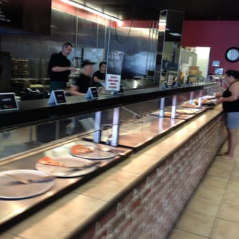Infinitos - Lebanon - Big selection again tonight. This used to be one of my favorite pizza places but not anymore. - Pizza Near Me - Lebanon, Pennsylvania