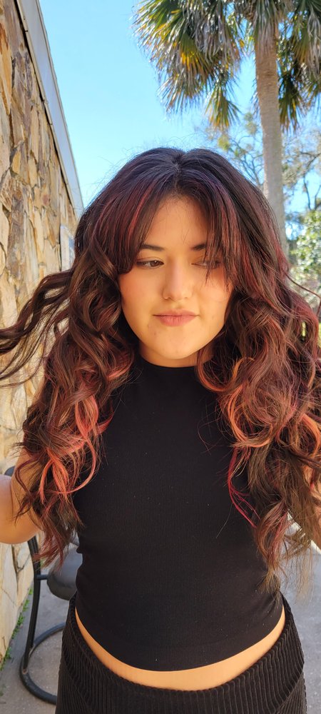 Innovative Edge Hair Design Image