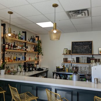 Fig Kitchen & Market - Bar area - Juice Bars & Smoothies Near Me - Uxbridge, Ontario
