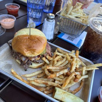 Headlands Brewing - Double down burger with bacon and seasoned fries - Beer Gardens Near Me - Walnut Creek, California Headlands Brewing - Double down burger with bacon and seasoned fries - Beer Gardens Near Me - Walnut Creek, California
