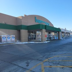 Bomgaars - Front of store
