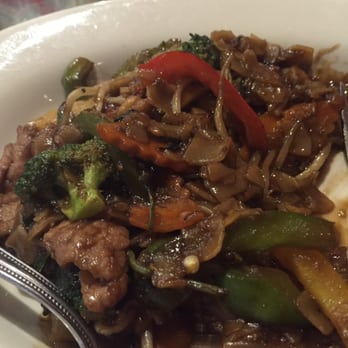 Singha Thai Cafe - Drunken noodles with crawfish and beef. - Thai Near Me - Slidell, Louisiana