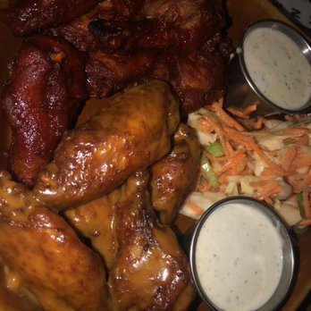Woodie's Flat - Chicken Wings - New American Near Me - Chicago, Illinois Woodie's Flat - Chicken Wings - New American Near Me - Chicago, Illinois