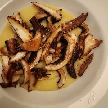 Target - Grilled Octopus (served on mashed potatoes) - Italian Near Me - Rome, RM