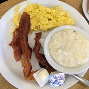 Sunny Street Cafe - Eggs, bacon and grits - Breakfast & Brunch Near Me - Dublin, Ohio Sunny Street Cafe - Eggs, bacon and grits - Breakfast & Brunch Near Me - Dublin, Ohio