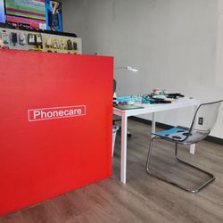 Phonecare Cell Phone Repair - The repair guy workspace