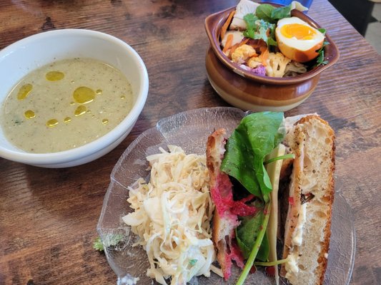 Big Big Table by null